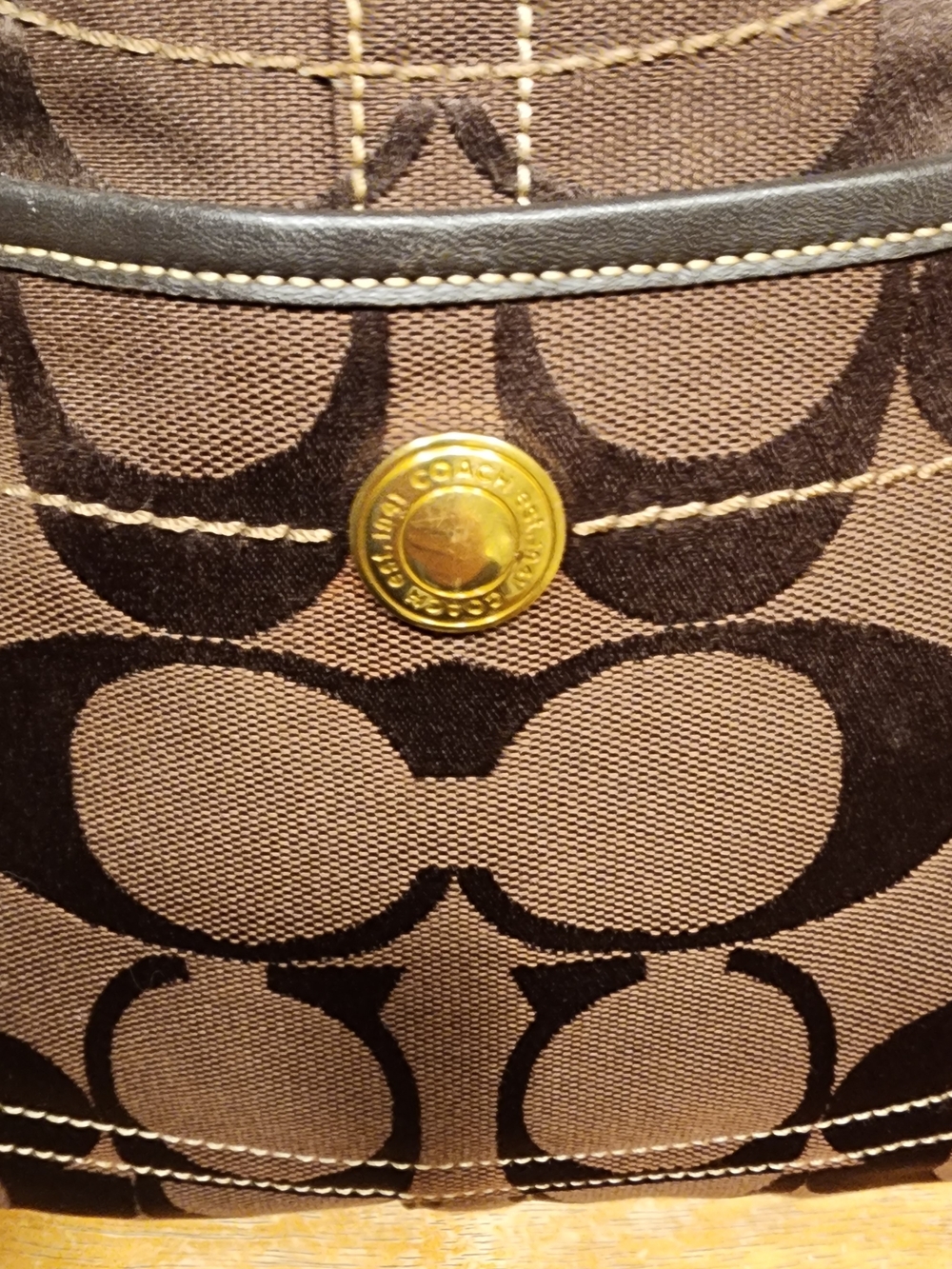 Coach shoulder bag is Signature Ergo Hobo model - Picture 3 of 16